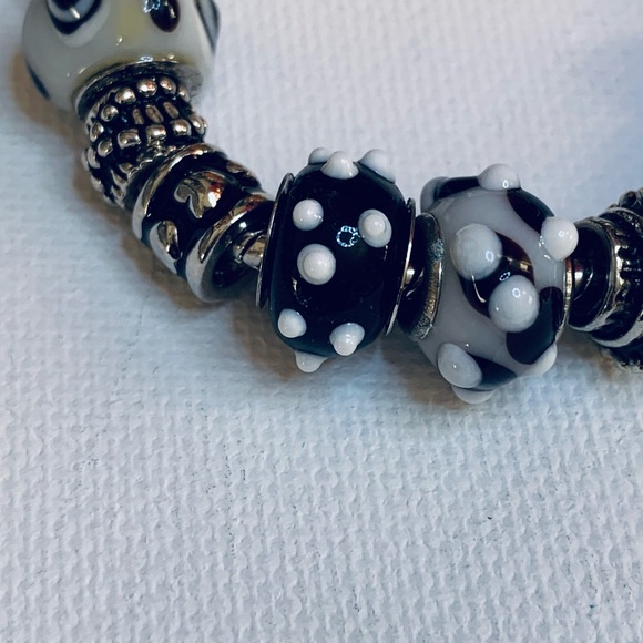 Bracelet - Picture 3 of 4